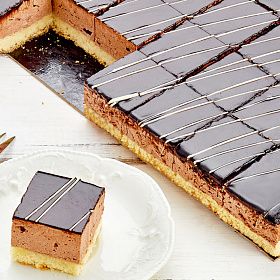 Торт Шоколадное зеркало Кристоф (2 кг/70 порций) Торт Шоколадное зеркало Кристоф (2 кг/70 порций)
